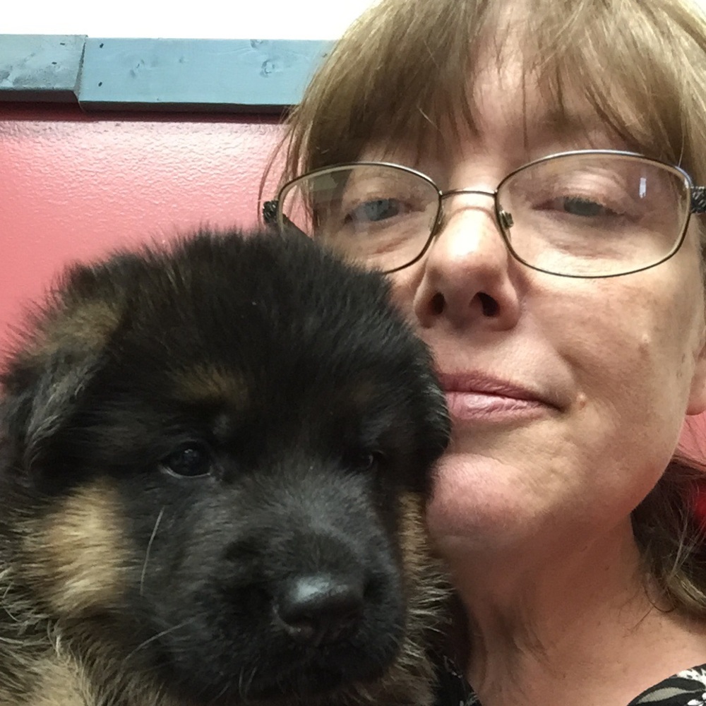 Meet your Posher, Debra